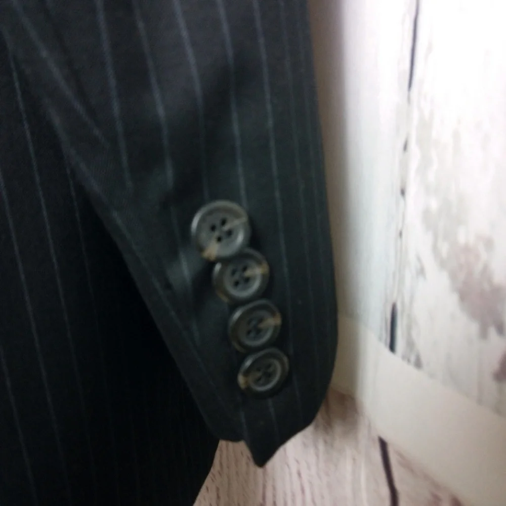 Chaps Slim Fit 42S Black Striped Suit Blazer